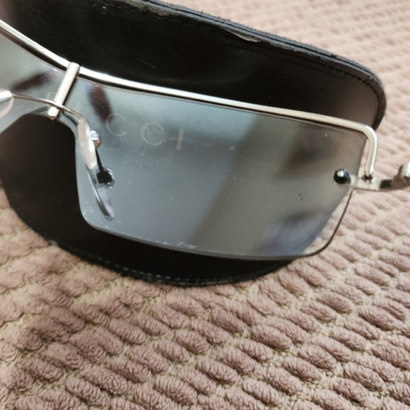 Authentic Gucci Frames - Picture 8 of 11